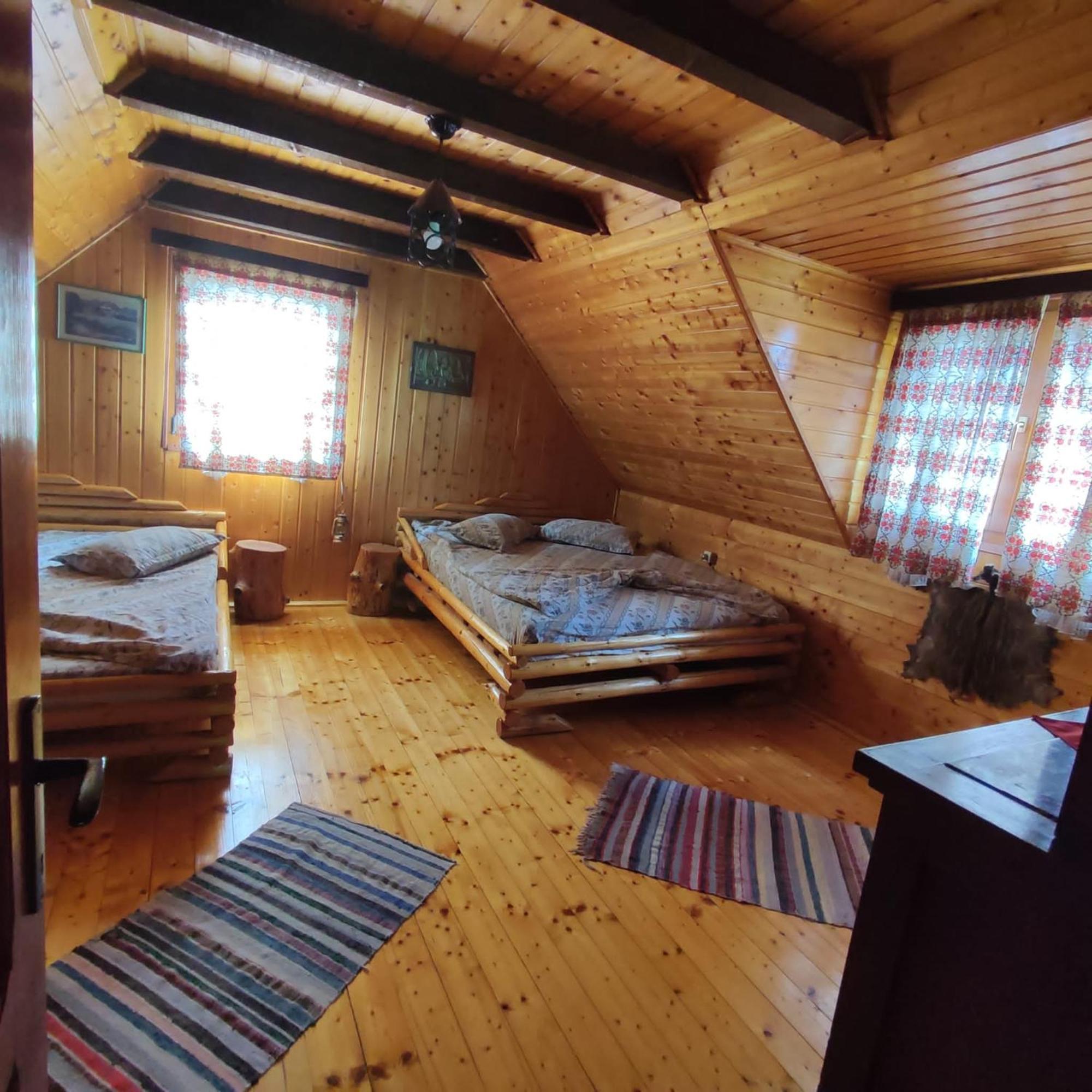 Casa De Vacanta Vidrighin Rau Sadului Zimmer foto