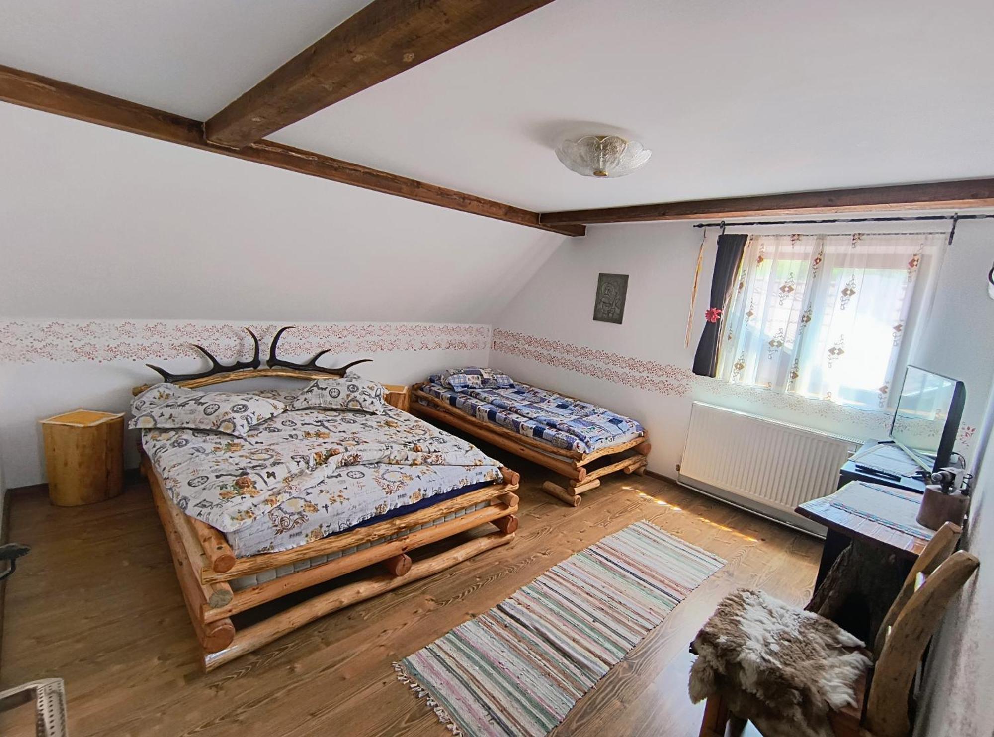 Casa De Vacanta Vidrighin Rau Sadului Zimmer foto